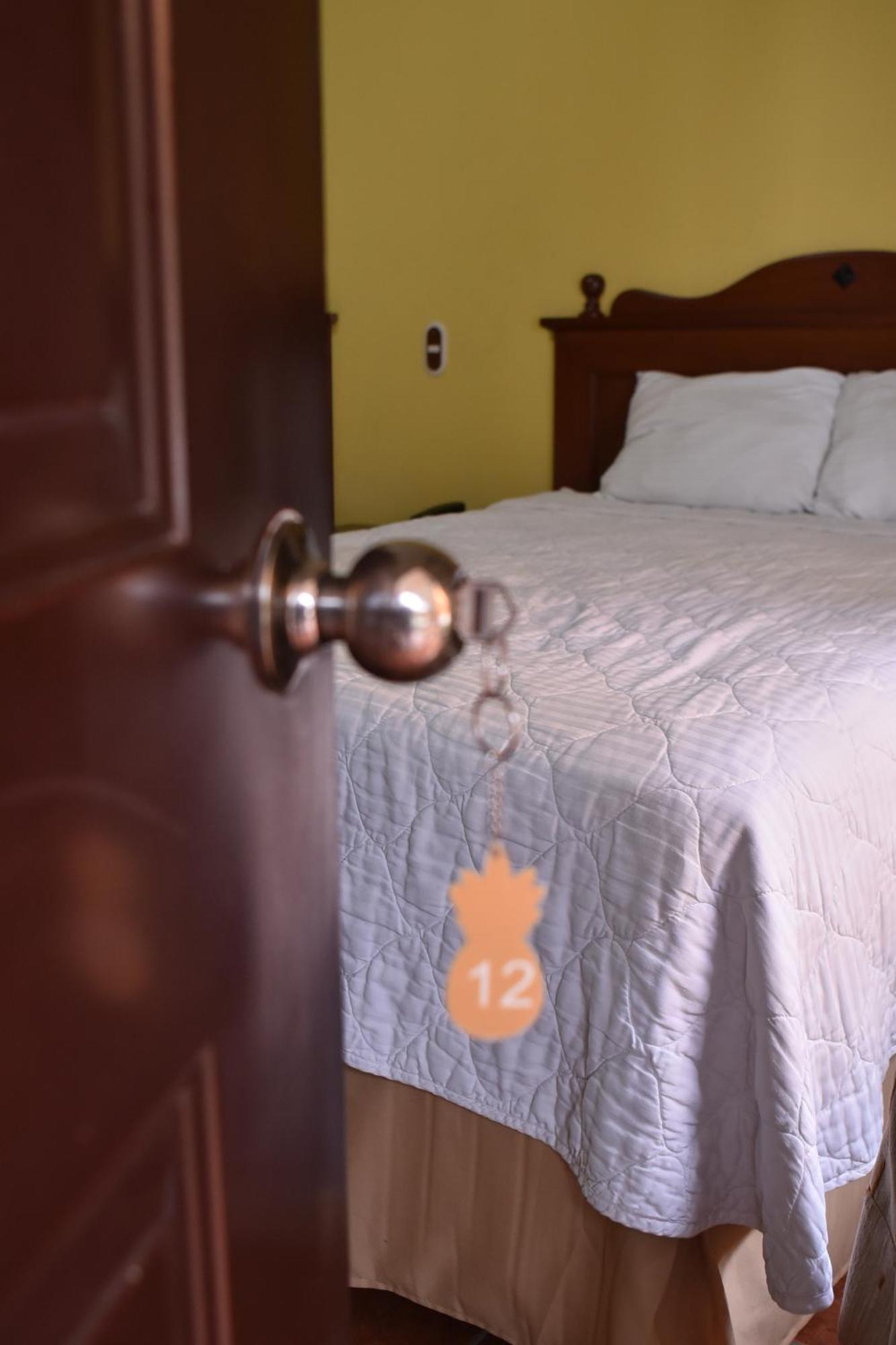 Hotel Villa Terra San Salvador Bagian luar foto