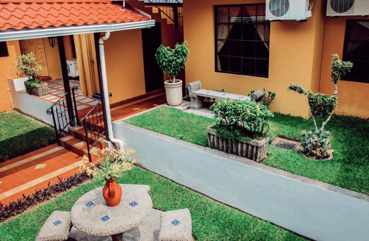 Hotel Villa Terra San Salvador Bagian luar foto